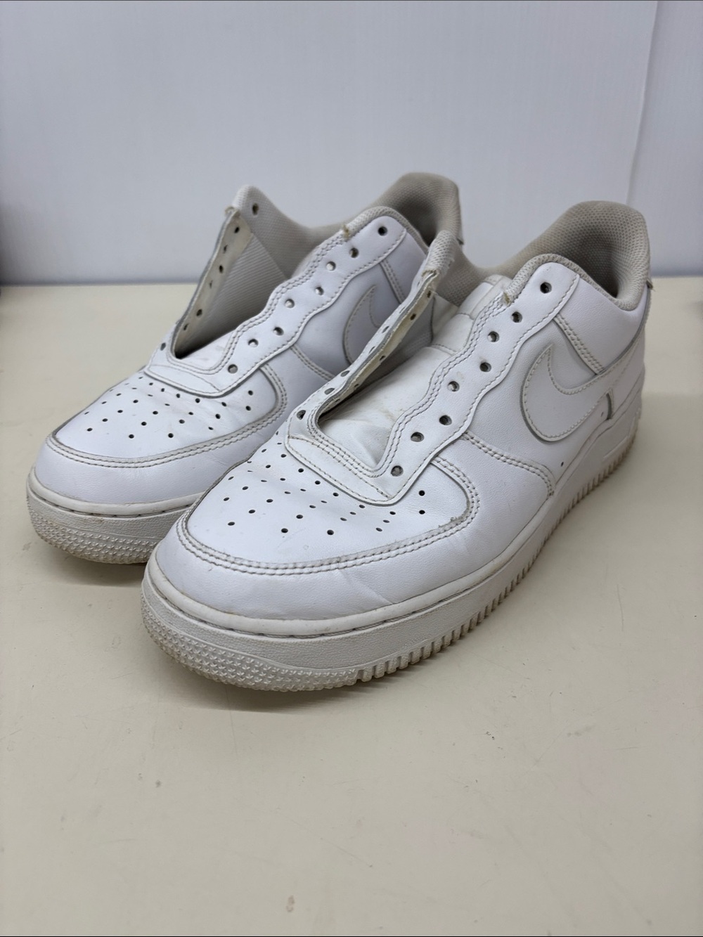 Nike White Low-Top Air Force 1s No Laces